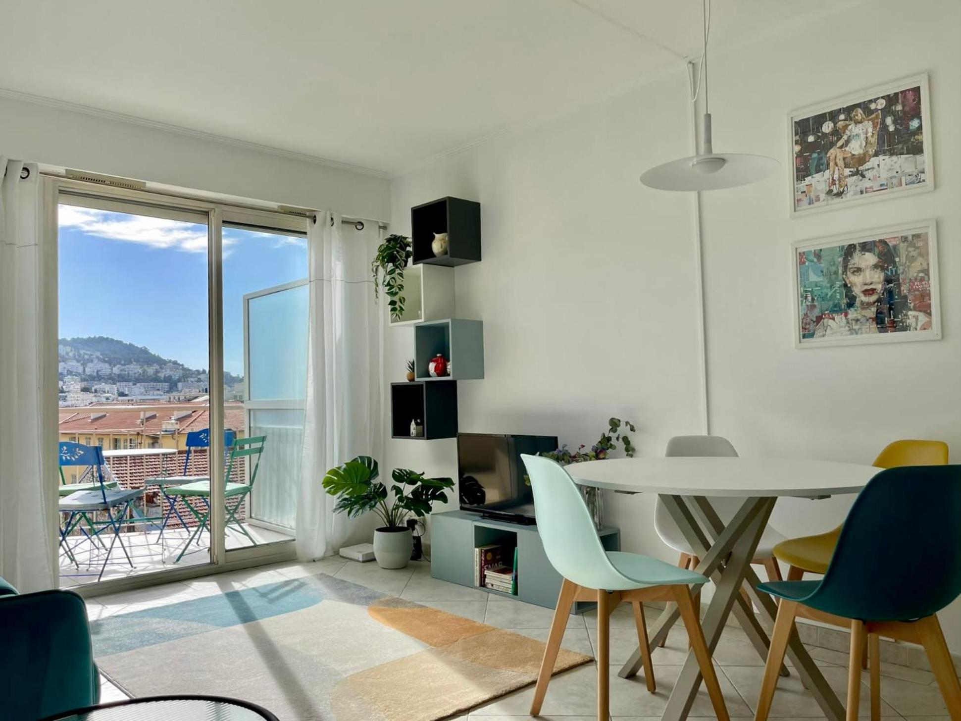 Risso - One Bedroom With Pool, Newly Renovated In Spring 2024 ニース エクステリア 写真